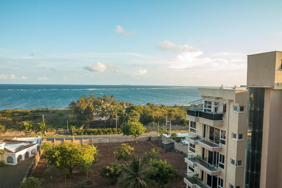 Lux Suites Nyali Luxury Apartments モンバサ エクステリア 写真