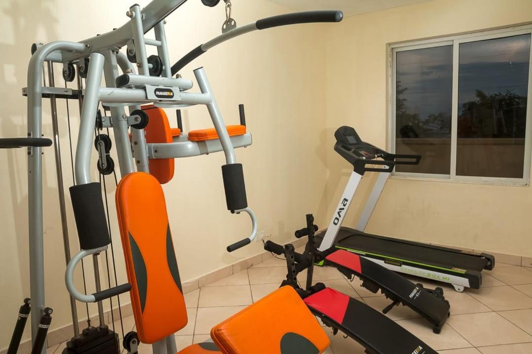 Lux Suites Nyali Luxury Apartments モンバサ エクステリア 写真
