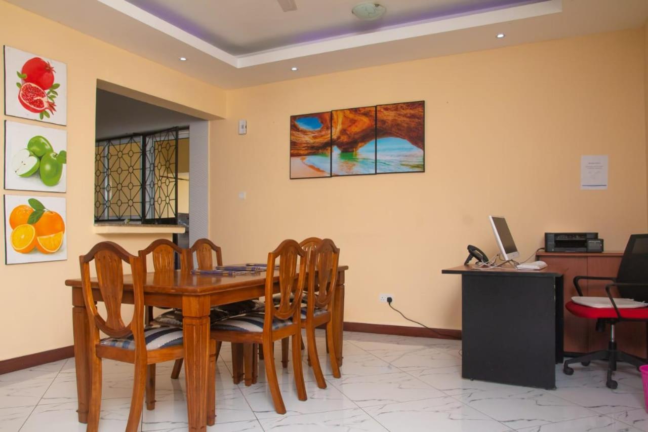 Lux Suites Nyali Luxury Apartments モンバサ エクステリア 写真